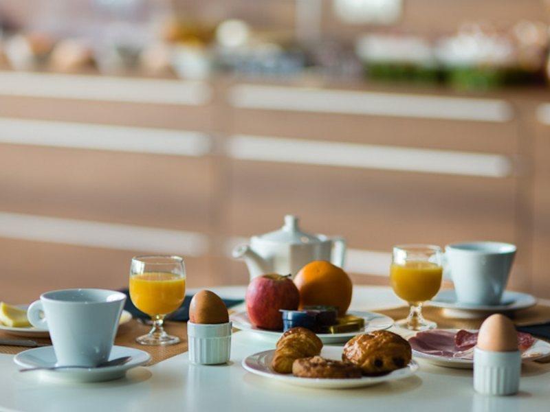 Mercure Centre Hotel 4*